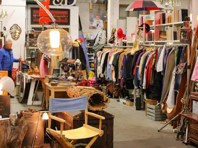 Garage Sale Krommenie