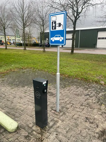 Niet Nieuw Design - Tynaarlo (10/24) Niet Nieuw Design - Tynaarlo (10/24)